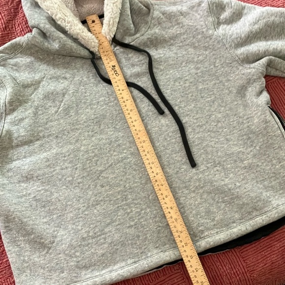 Dylan xl Heather Gray Cropped fleece lined Sweater with Hood and side zips - Picture 11 of 16
